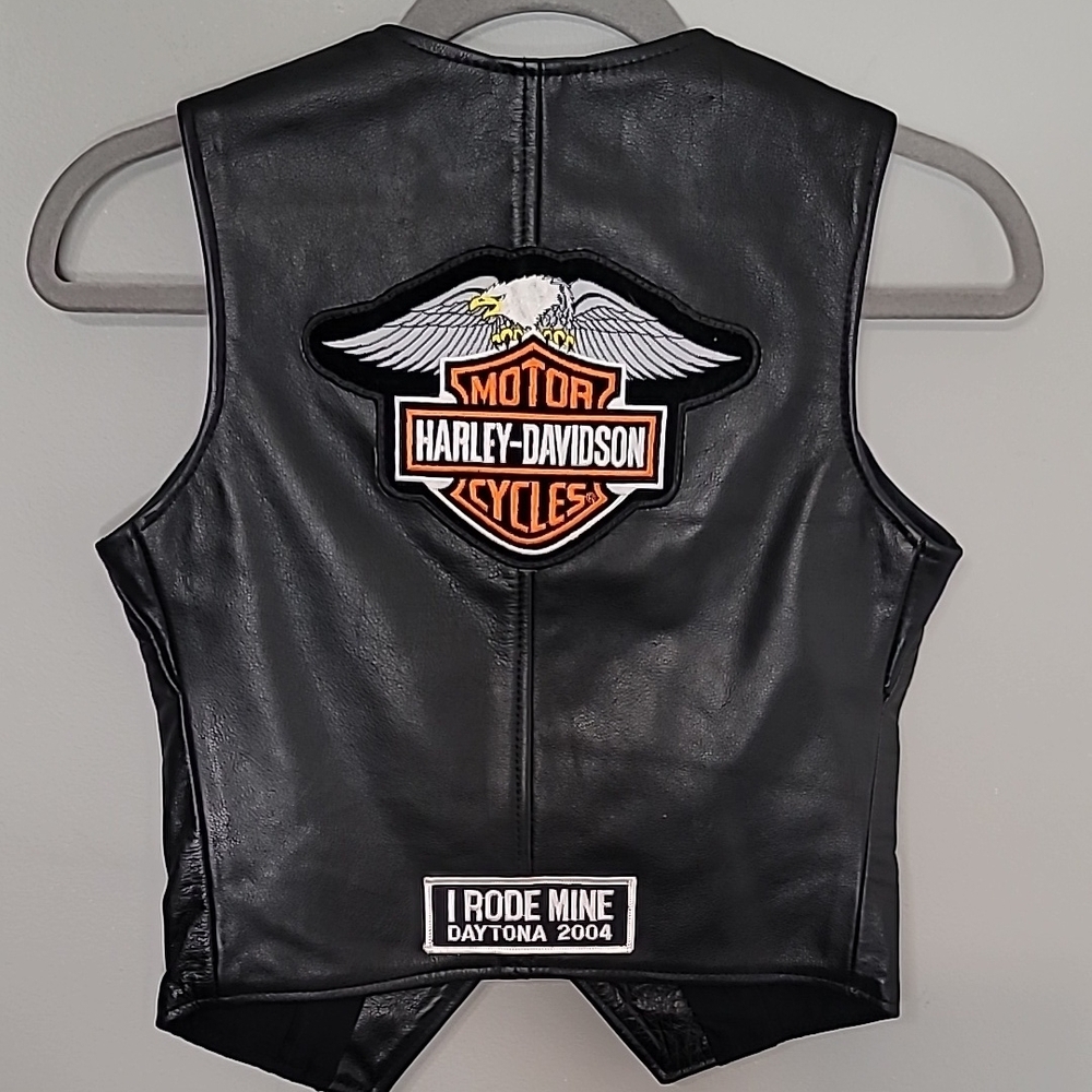 Harley-Davidson Women's Size Small Black genuine Leather Motorcycle Vest - Picture 2 of 10